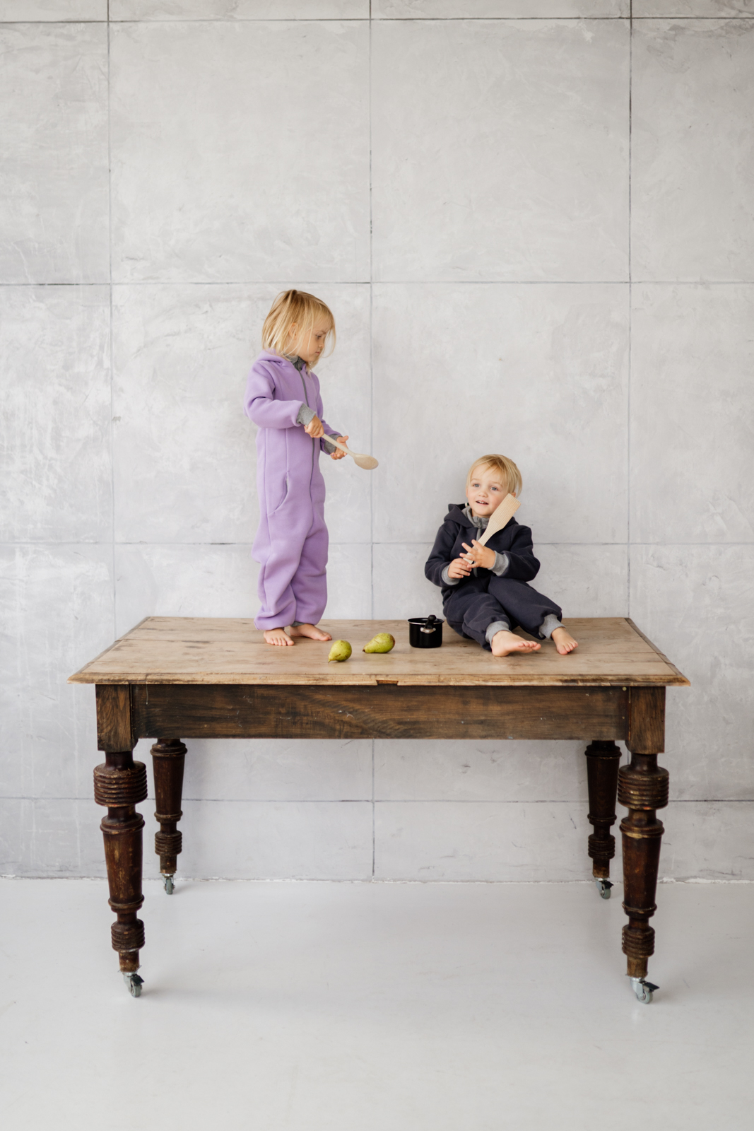 KIDS wholesuit Outlet  - 5