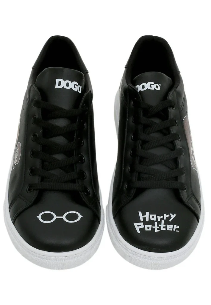 Dogo Ace Vegan Sneakers 