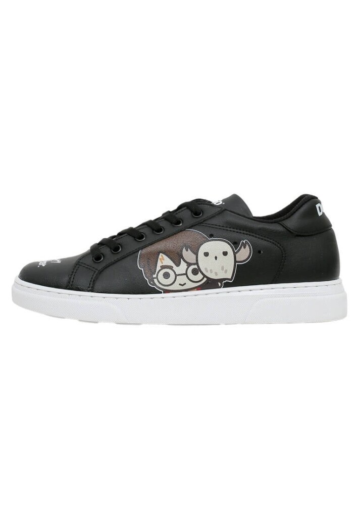 Dogo Ace Vegan Sneakers 