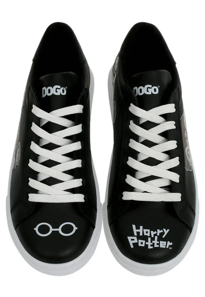 Dogo Ace Vegan Sneakers 