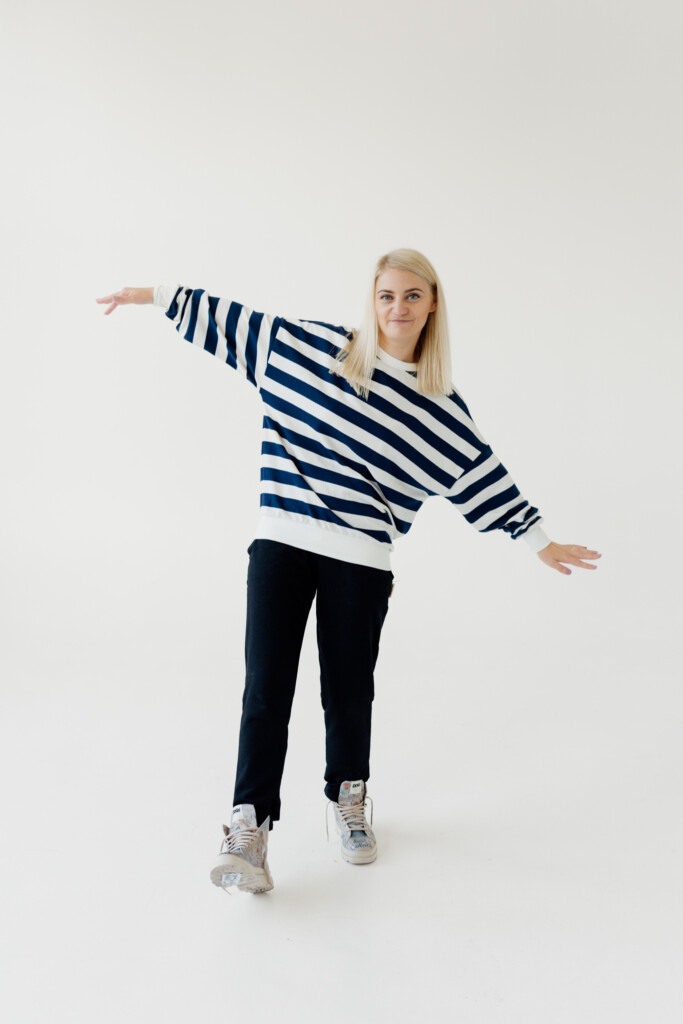 Oversized sweatshirt, thin material, unisex Džemperiai/švarkeliai  - 1