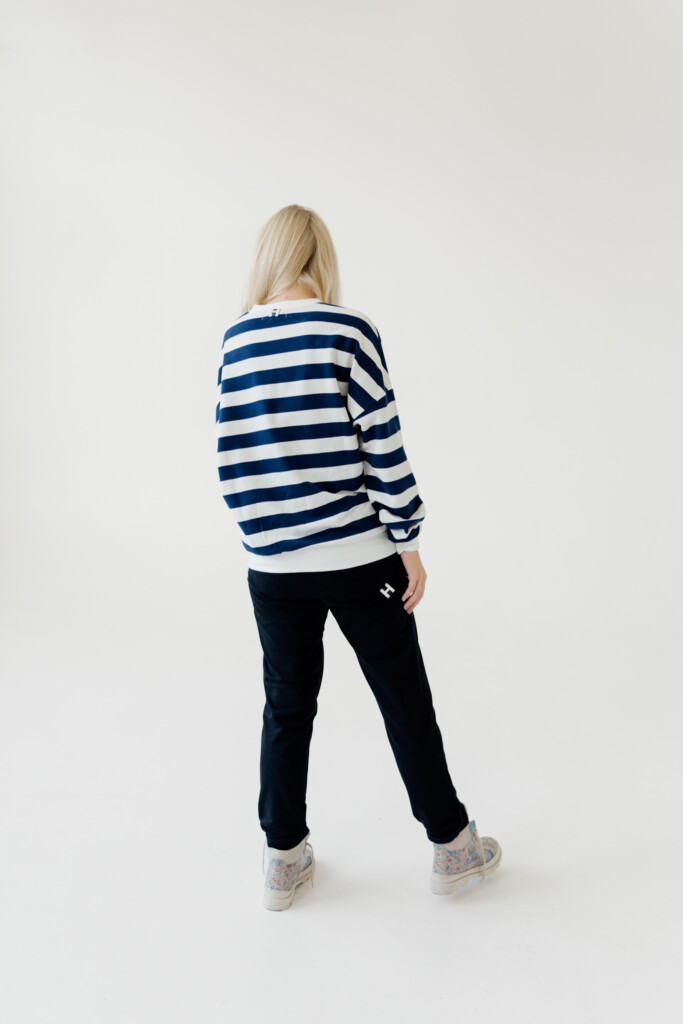 Oversized sweatshirt, thin material, unisex Džemperiai/švarkeliai  - 2