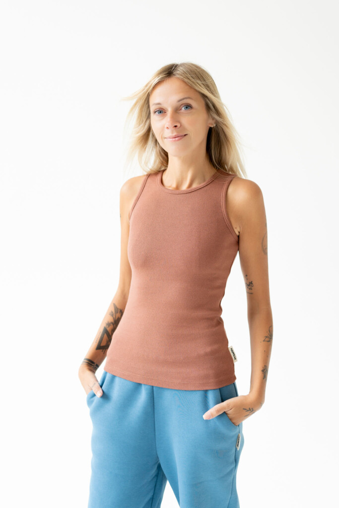 No sleeves top -20%  - 2