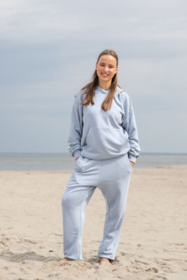 Džemperis su kišene, be pūkelio, unisex Outlet  - 2 Džemperis su kišene, be pūkelio, unisex Outlet  - 2