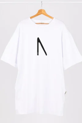 Trumpa suknelė Uruz ART.HAPPEAK - 2 Trumpa suknelė Uruz ART.HAPPEAK - 2