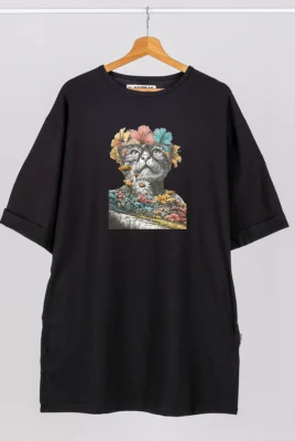 Trumpa suknelė „Ms Cat” Drabužiai su spauda - 2 Trumpa suknelė „Ms Cat” Drabužiai su spauda - 2