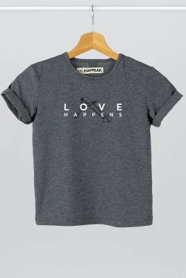 Marškinėliai „Love happens” ART.HAPPEAK - 8 Marškinėliai „Love happens” ART.HAPPEAK - 8