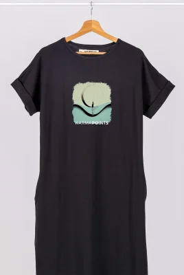 Ilga suknelė „Karma points” Drabužiai su spauda  - 3