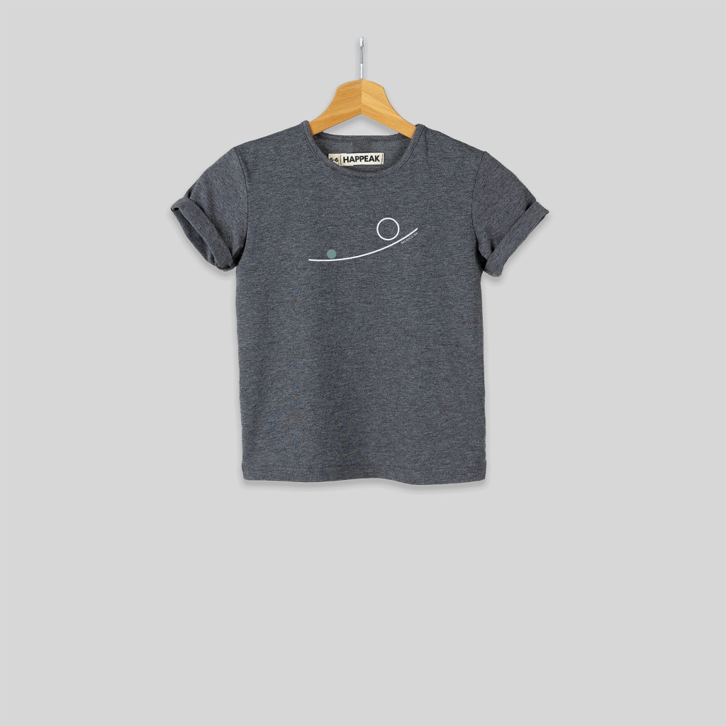 Balance 04 – minimalist kids’ T-shirt ART.HAPPEAK - 1 Balance 04 – minimalist kids’ T-shirt ART.HAPPEAK - 1